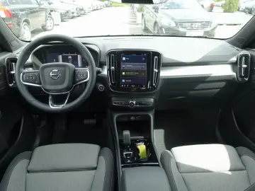 XC40 B4 Mild-Hybrid Plus Dark/360°/H&K/Memory