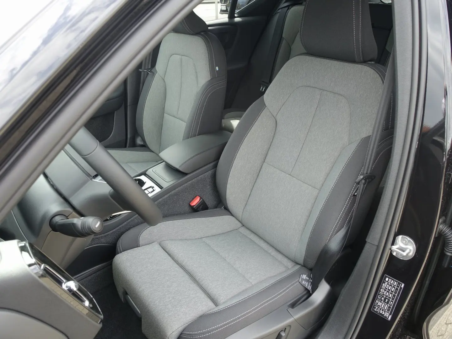 XC40 B4 Mild-Hybrid Plus Dark/360°/H&K/Memory