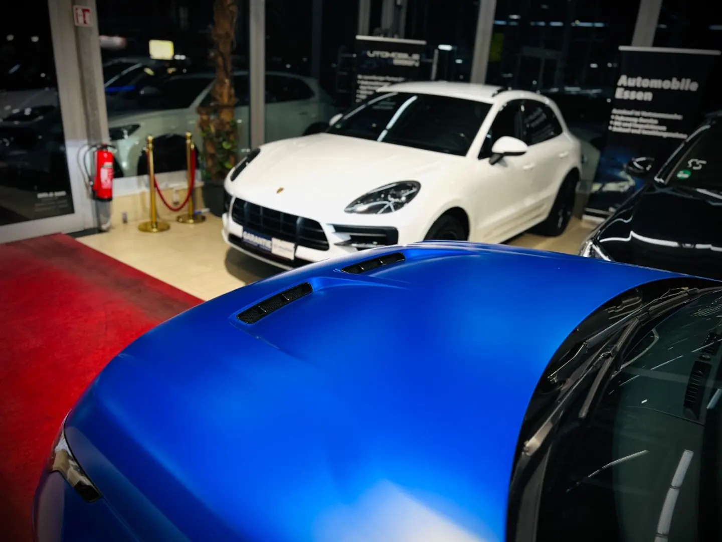 Range Rover Sport SVR|CARBON|BLAU-MATT|PANORAMA|