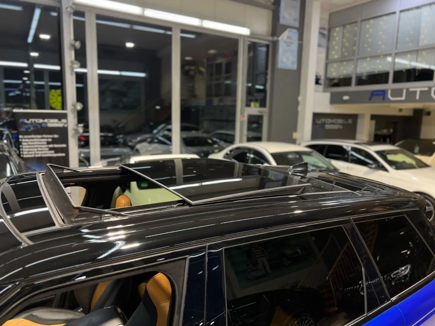 Range Rover Sport SVR|CARBON|BLAU-MATT|PANORAMA|