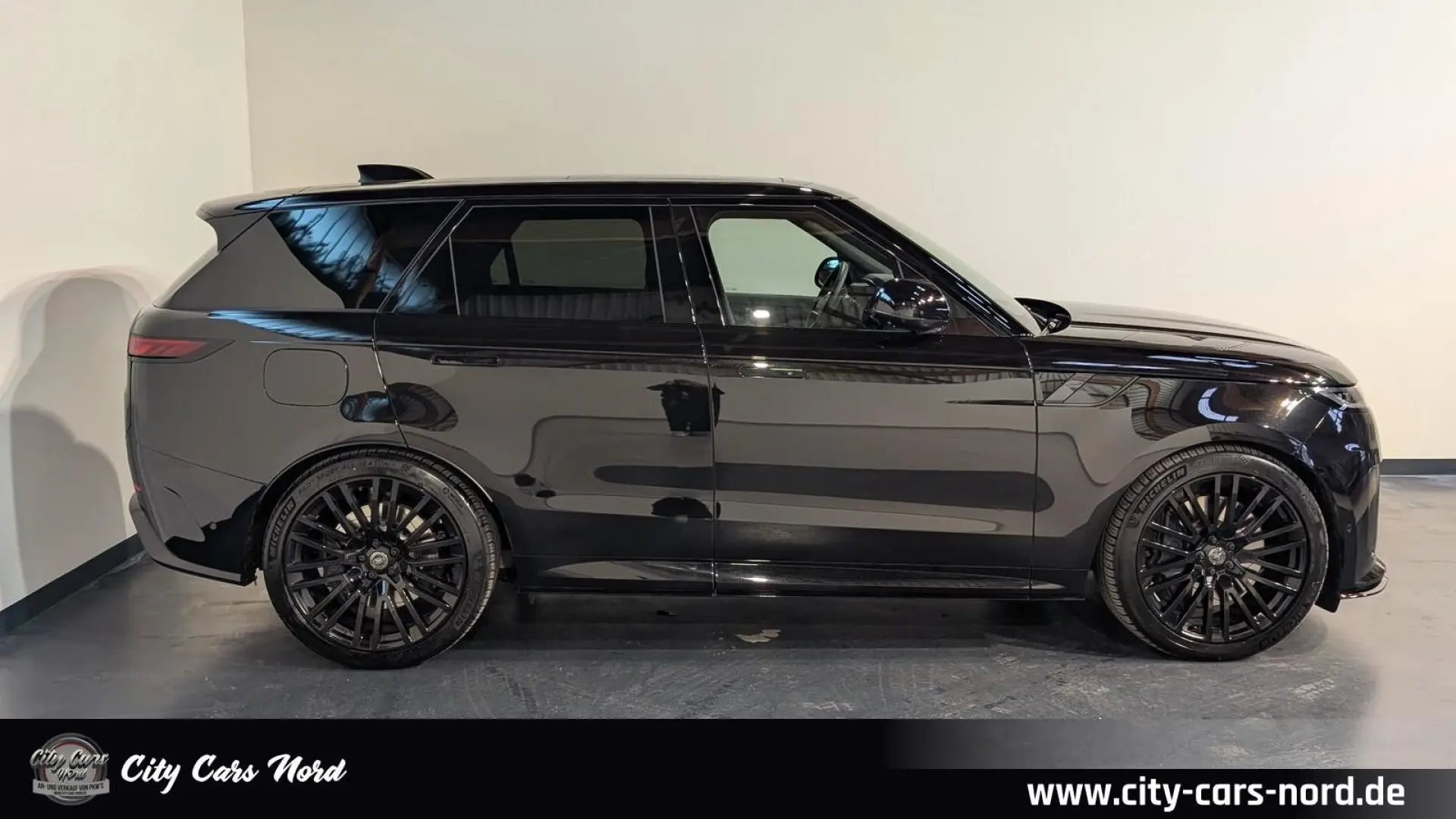 Range Rover Sport   P635 SV Edition One - Obsi.