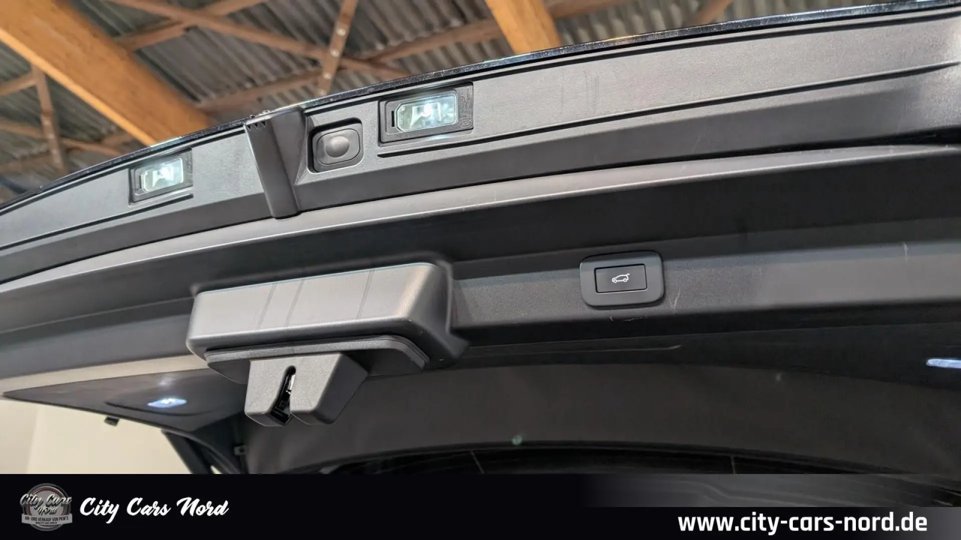 Range Rover Sport   P635 SV Edition One - Obsi.