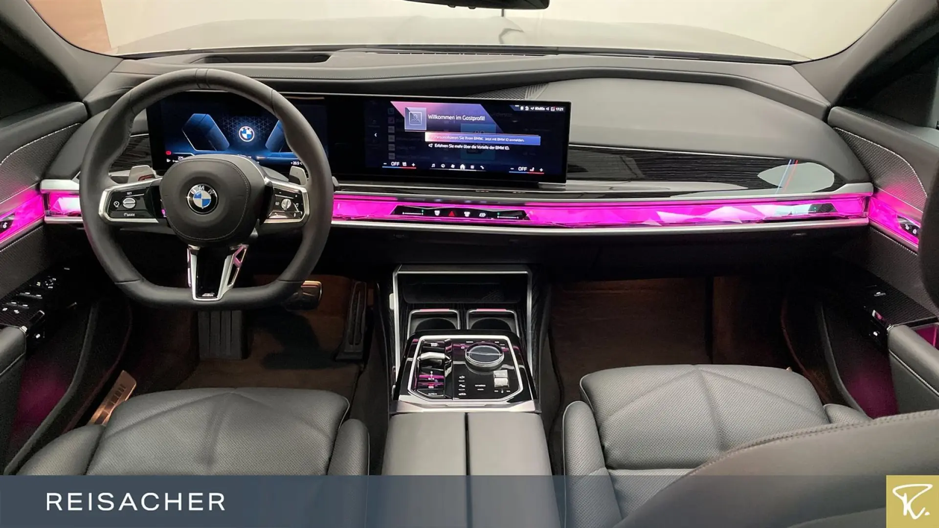 740d A xDrive M-Sport,SkyLou,AHK,DAProf,360°,STH