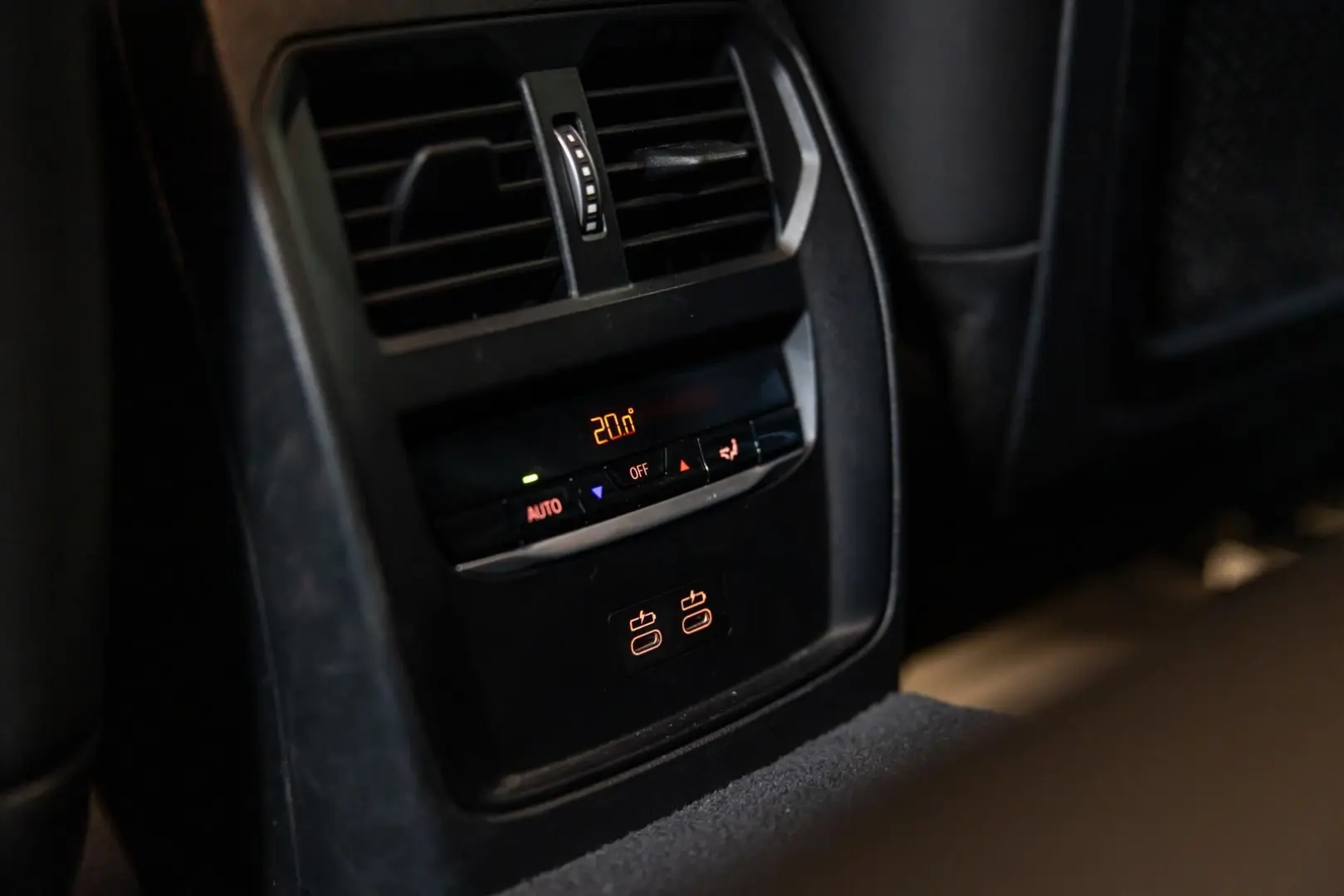 320d xDrive M Sport SHADOW HUD ACC KAMERA M-BLAU