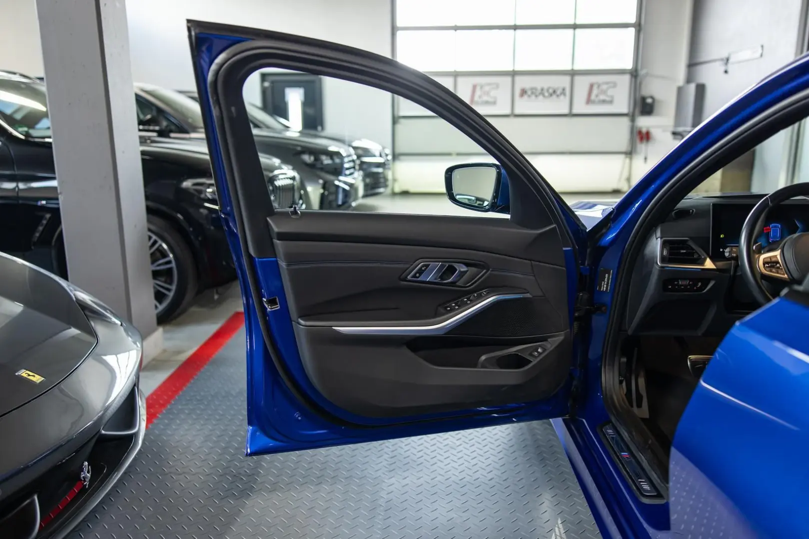 320d xDrive M Sport SHADOW HUD ACC KAMERA M-BLAU