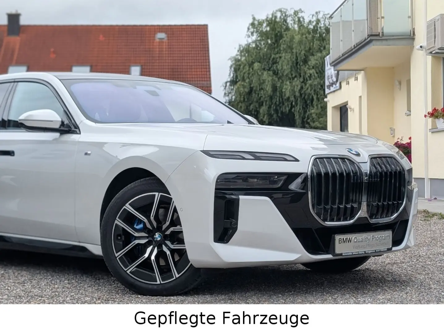 740d xDrive M-Sportpaket ShadowLine Iconic SoftC