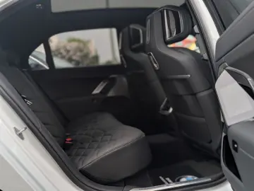740d xDrive M-Sportpaket ShadowLine Iconic SoftC