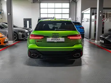 RS6 4.0 TFSI quattro PANO B&O STHZ KERAMIK MTM
