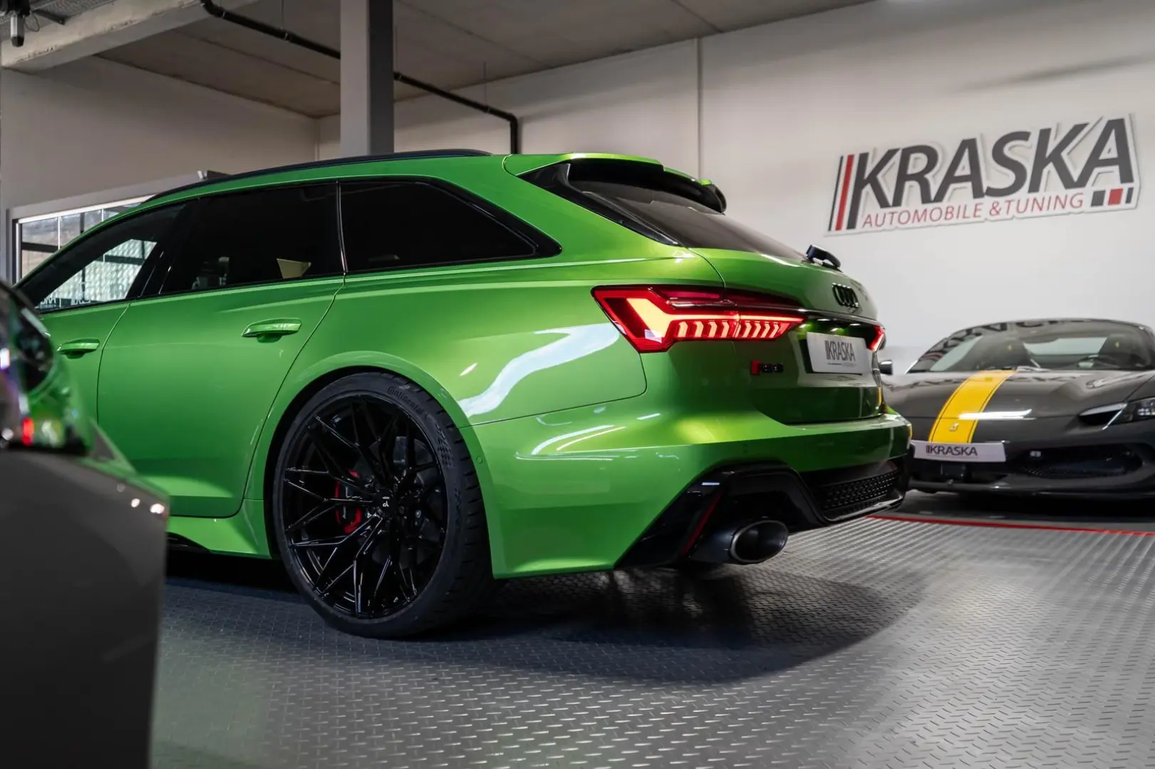 RS6 4.0 TFSI quattro PANO B&O STHZ KERAMIK MTM