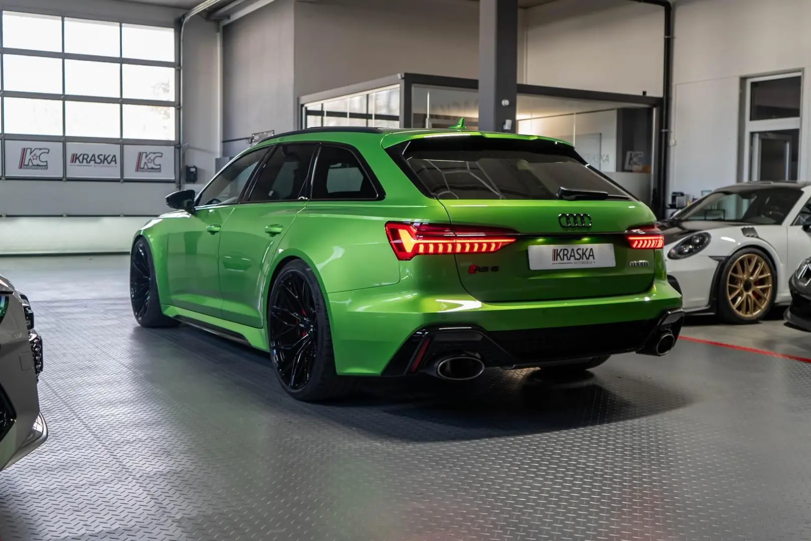RS6 4.0 TFSI quattro PANO B&O STHZ KERAMIK MTM