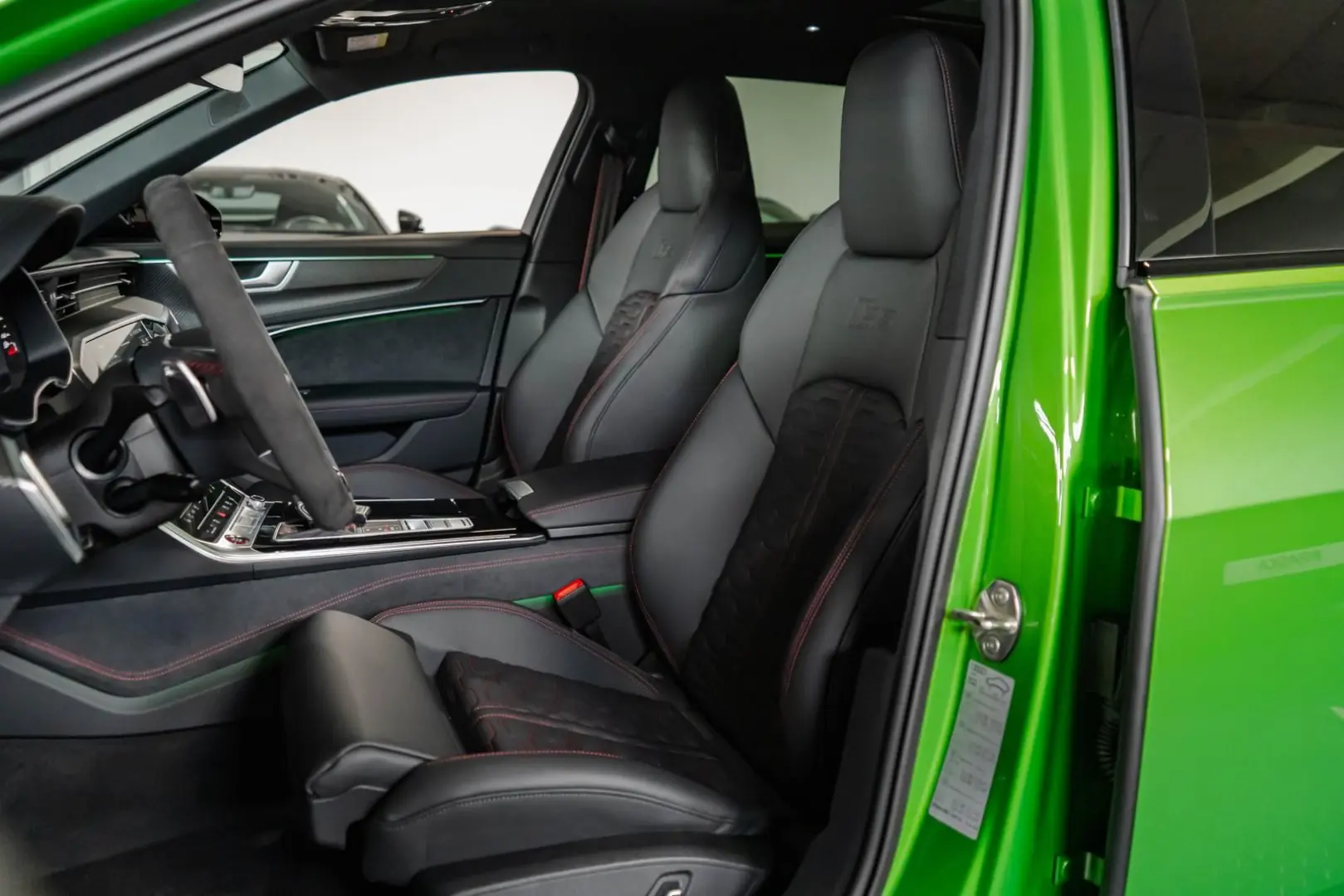 RS6 4.0 TFSI quattro PANO B&O STHZ KERAMIK MTM