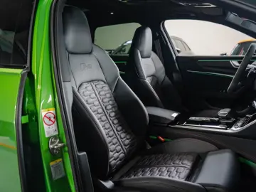 RS6 4.0 TFSI quattro PANO B&O STHZ KERAMIK MTM
