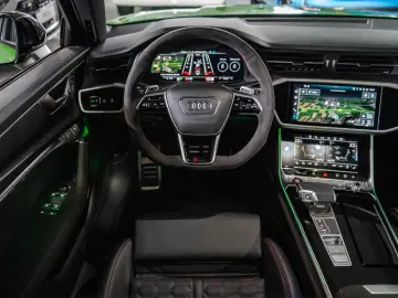 RS6 4.0 TFSI quattro PANO B&O STHZ KERAMIK MTM