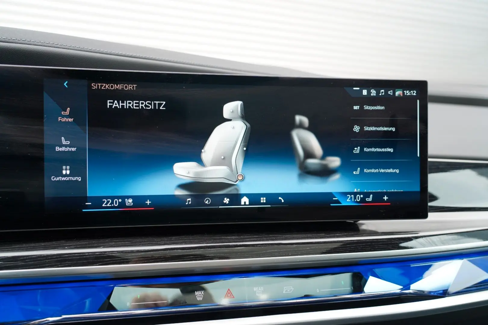 740d xDrive M Sport ICONIC LUFT AUTOBAHN SKY