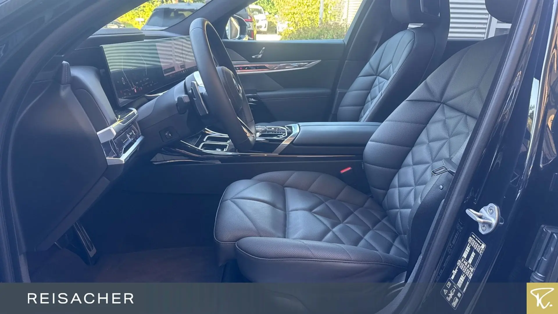 740d xDrive M-Sport Navi StdHz ACC Pano 360°