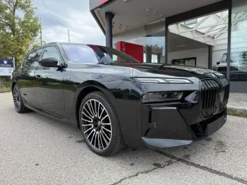 740d xDrive M-Pro 21 BLACK-RED Standheizung