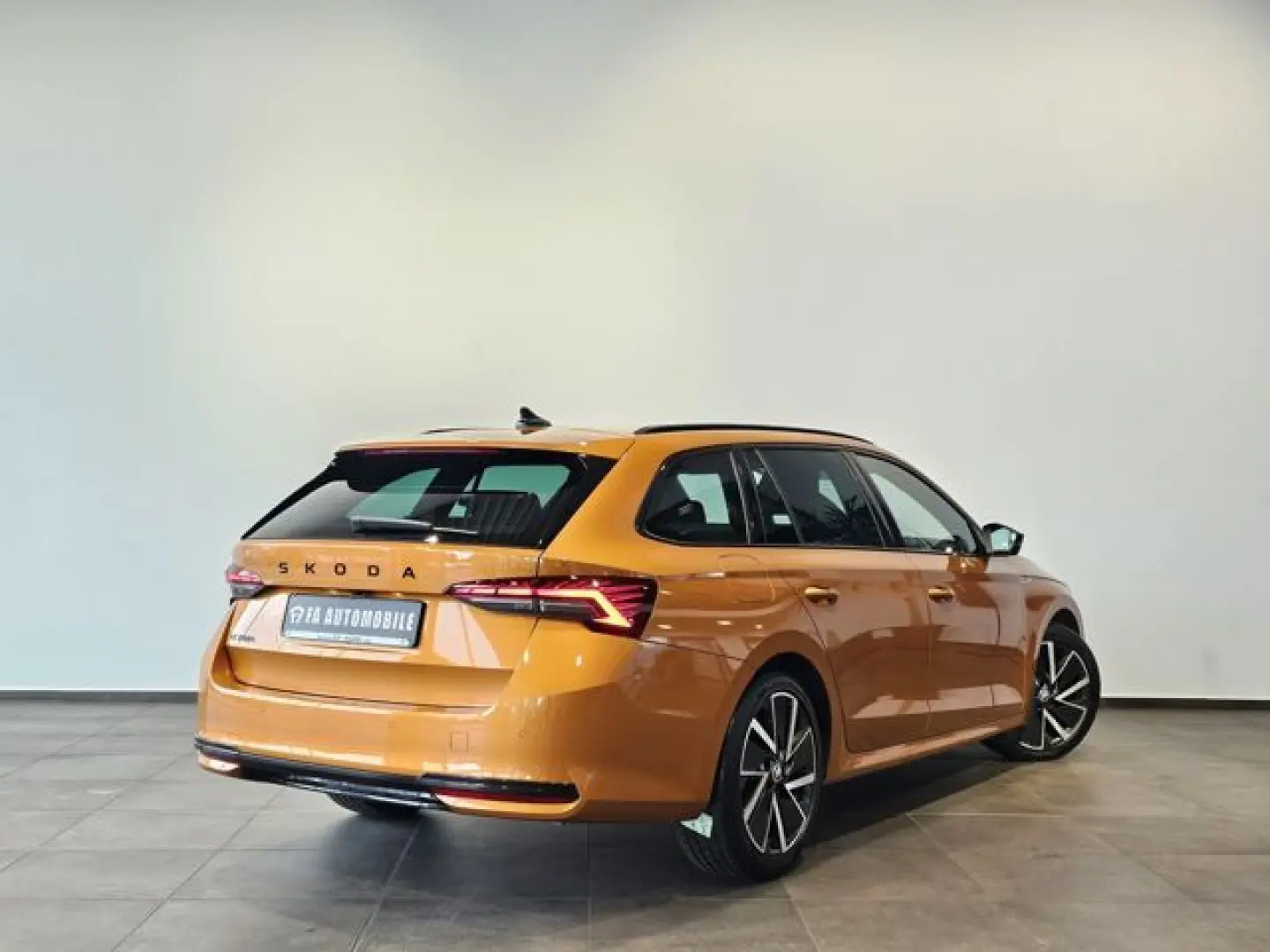 Octavia 2.0 TDI Sportline Matrix Virtual HuD 18'