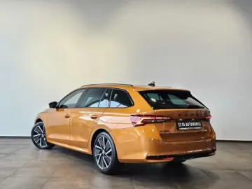 Octavia 2.0 TDI Sportline Matrix Virtual HuD 18'