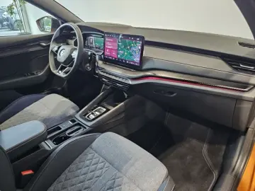 Octavia 2.0 TDI Sportline Matrix Virtual HuD 18'
