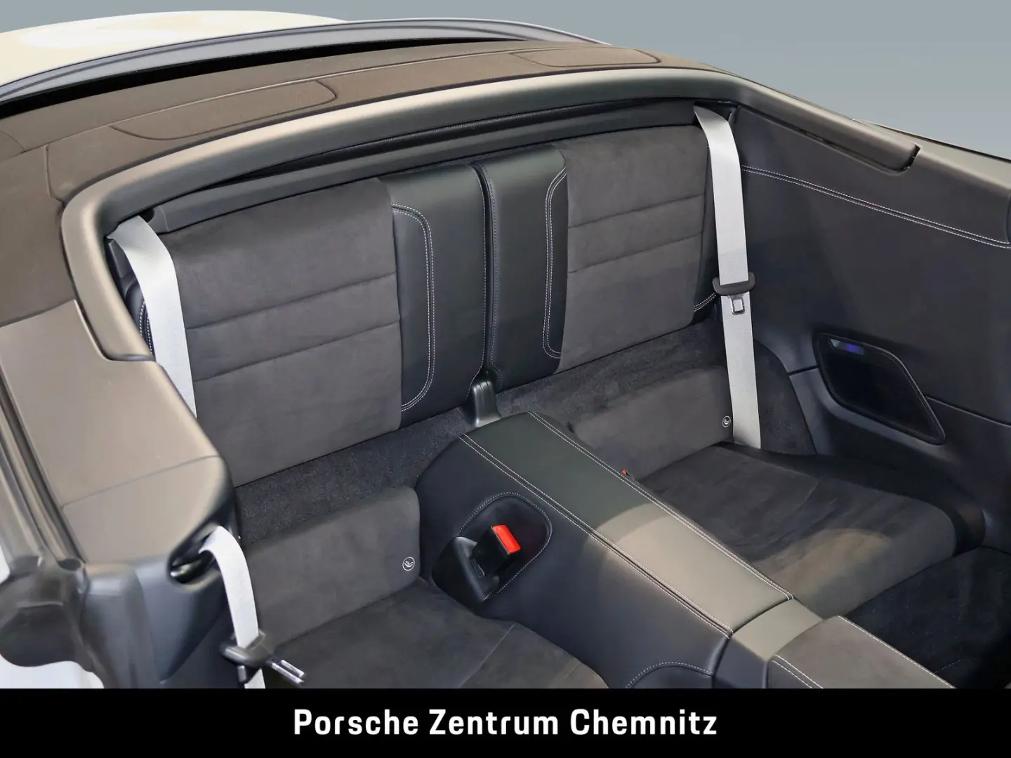 911 Carrera 4 GTS Cabrio;Sportabgas;BOSE;LED-Mat