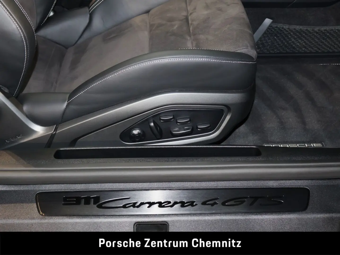 911 Carrera 4 GTS Cabrio;Sportabgas;BOSE;LED-Mat