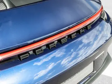 992 GT3 Touring Enzianblaumetallic, Chrono Paket