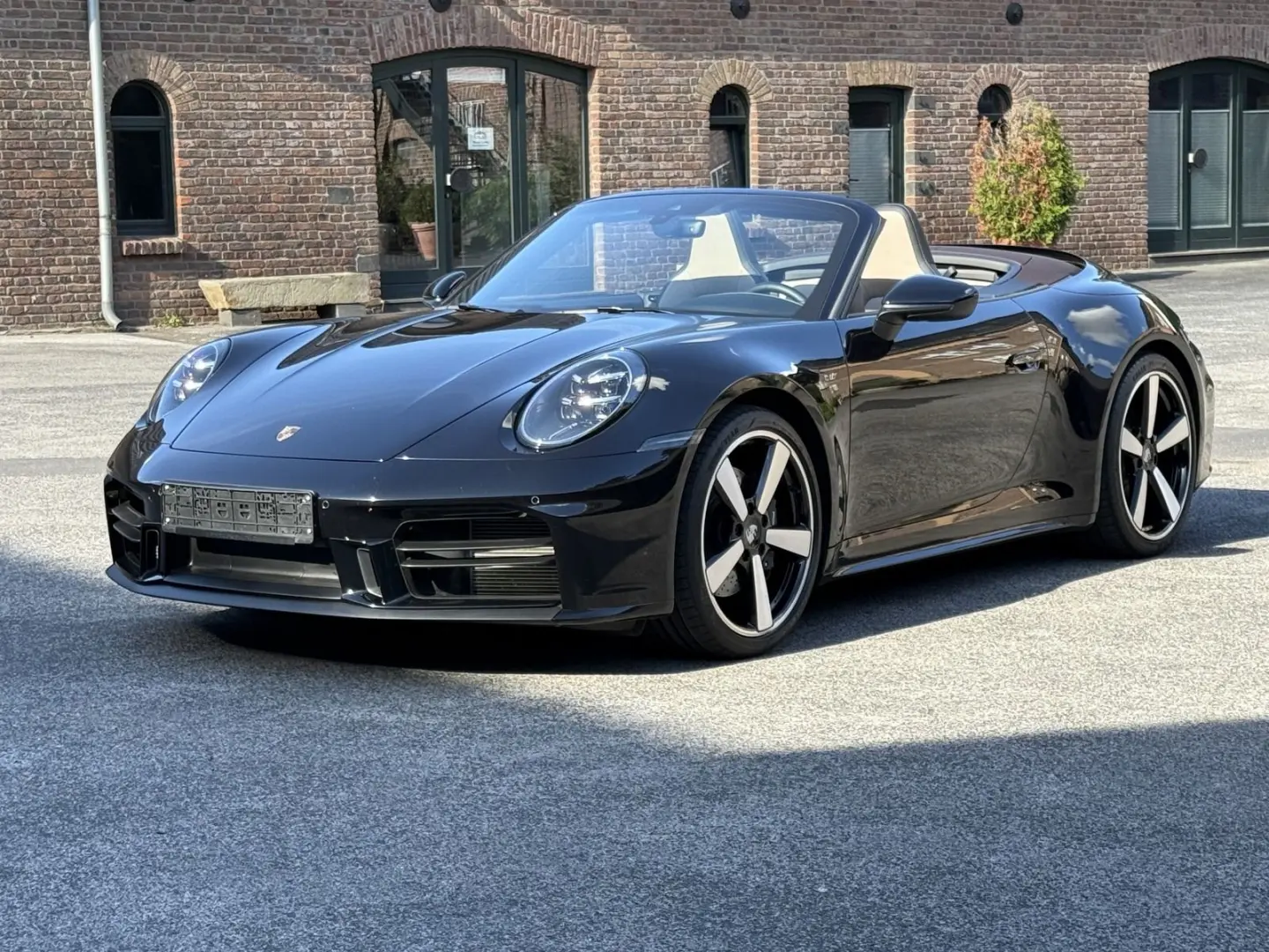 992 911 Carrera Cabriolet SPORTDESIGN-ABGAS*HD-M