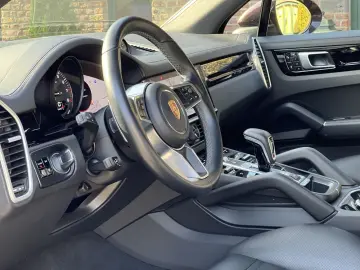 Cayenne E-Hybrid LED-MATRIX*KAMERA*BOSE*PDCC*PAN