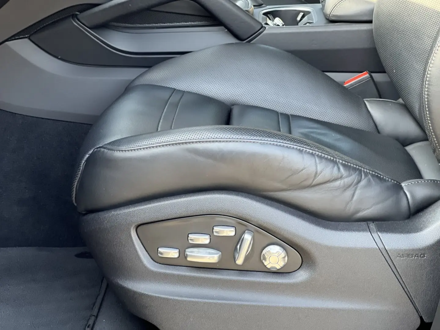 Cayenne E-Hybrid LED-MATRIX*KAMERA*BOSE*PDCC*PAN