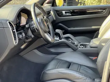 Cayenne E-Hybrid LED-MATRIX*KAMERA*BOSE*PDCC*PAN