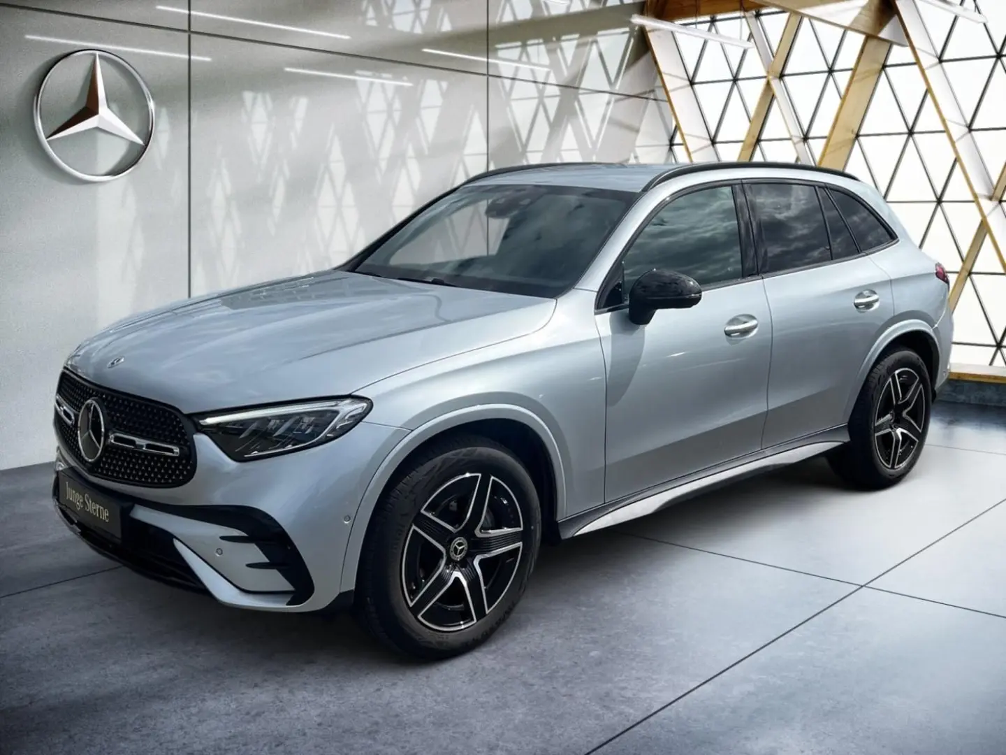 GLC 300 d 4MATIC AMG Night*AHK*Memory*KAM*Distro