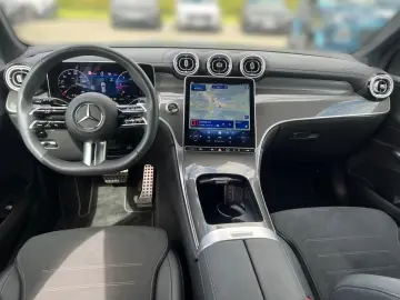 GLC 300 d 4MATIC AMG Night*AHK*Memory*KAM*Distro