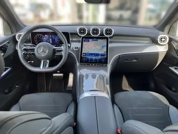 GLC 300 d 4MATIC AMG AHK*Easy-P*Distro+*Memory**