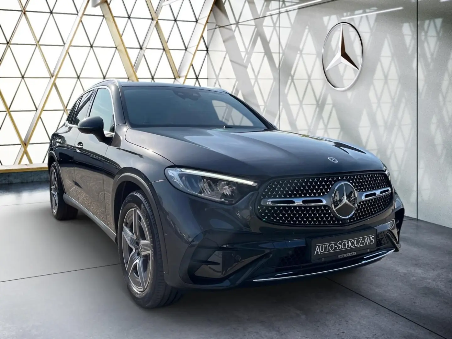 GLC 300 d 4MATIC AMG AHK*Easy-P*Distro+*Memory**