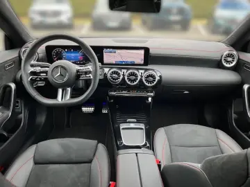 CLA 200 Coupé AMG Night*Multibeam LED*AHK*Guard*