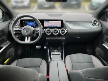 GLA 200 AMG AHK*EasyPack*Ambi*Kamera*Guard*7GDCT