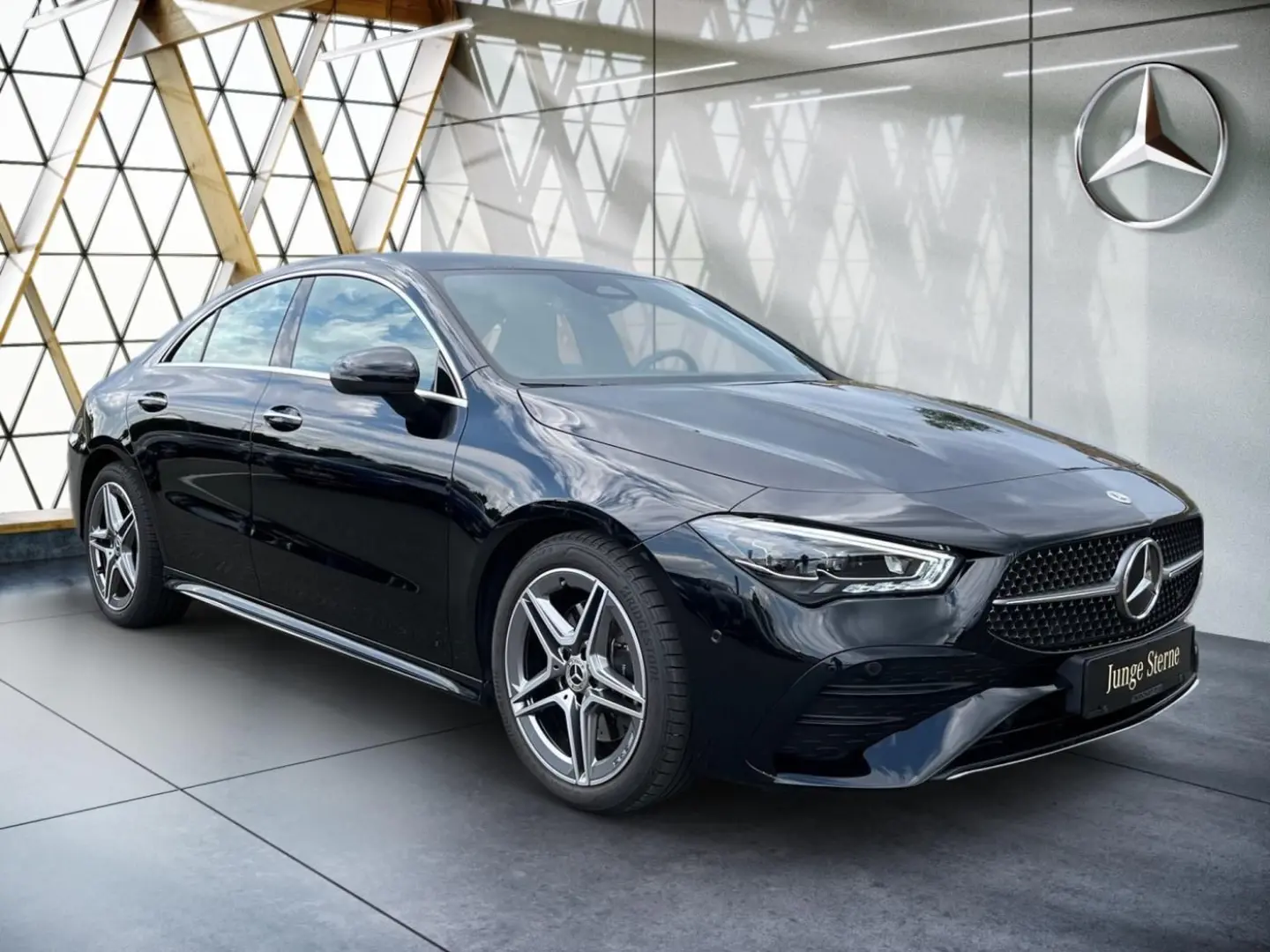 CLA 200 d Coupé AMG Multibeam*AHK*KAM*Distronic*