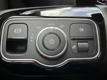 CLA 200 d Coupé AMG Multibeam*AHK*KAM*Distronic*