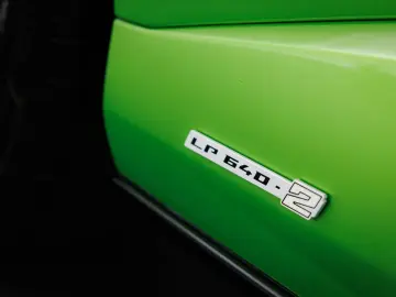 Huracán Tecnica MY23 I Full Xpel I Carbon rear s