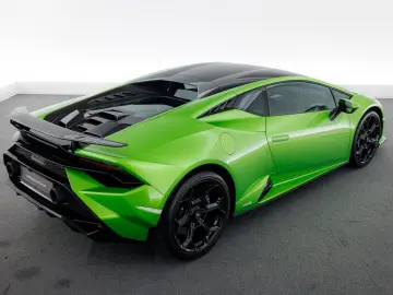 Huracán Tecnica MY23 I Full Xpel I Carbon rear s