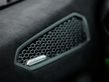 Huracán Tecnica MY23 I Full Xpel I Carbon rear s
