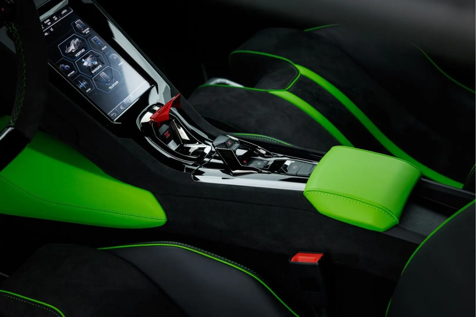 Huracán Tecnica MY23 I Full Xpel I Carbon rear s