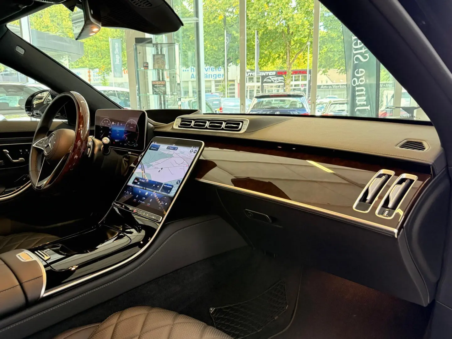 S 350d 4M AMG NAPPA+AIR+PANO+BURM+HUD+DISTR+DIGI
