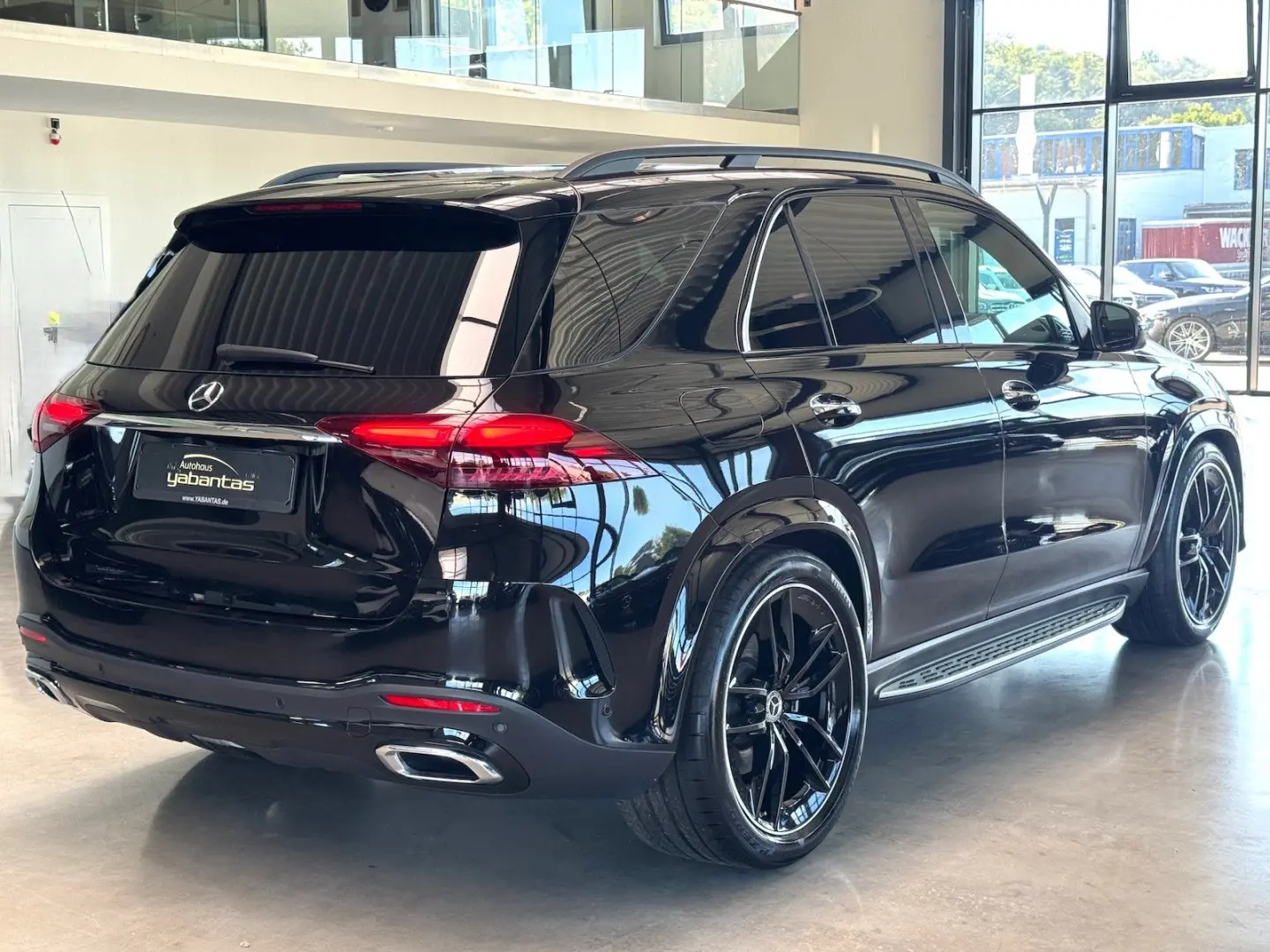 GLE 450 d 4M AMG Night DISTRONIC+ Pano 360°-K AH