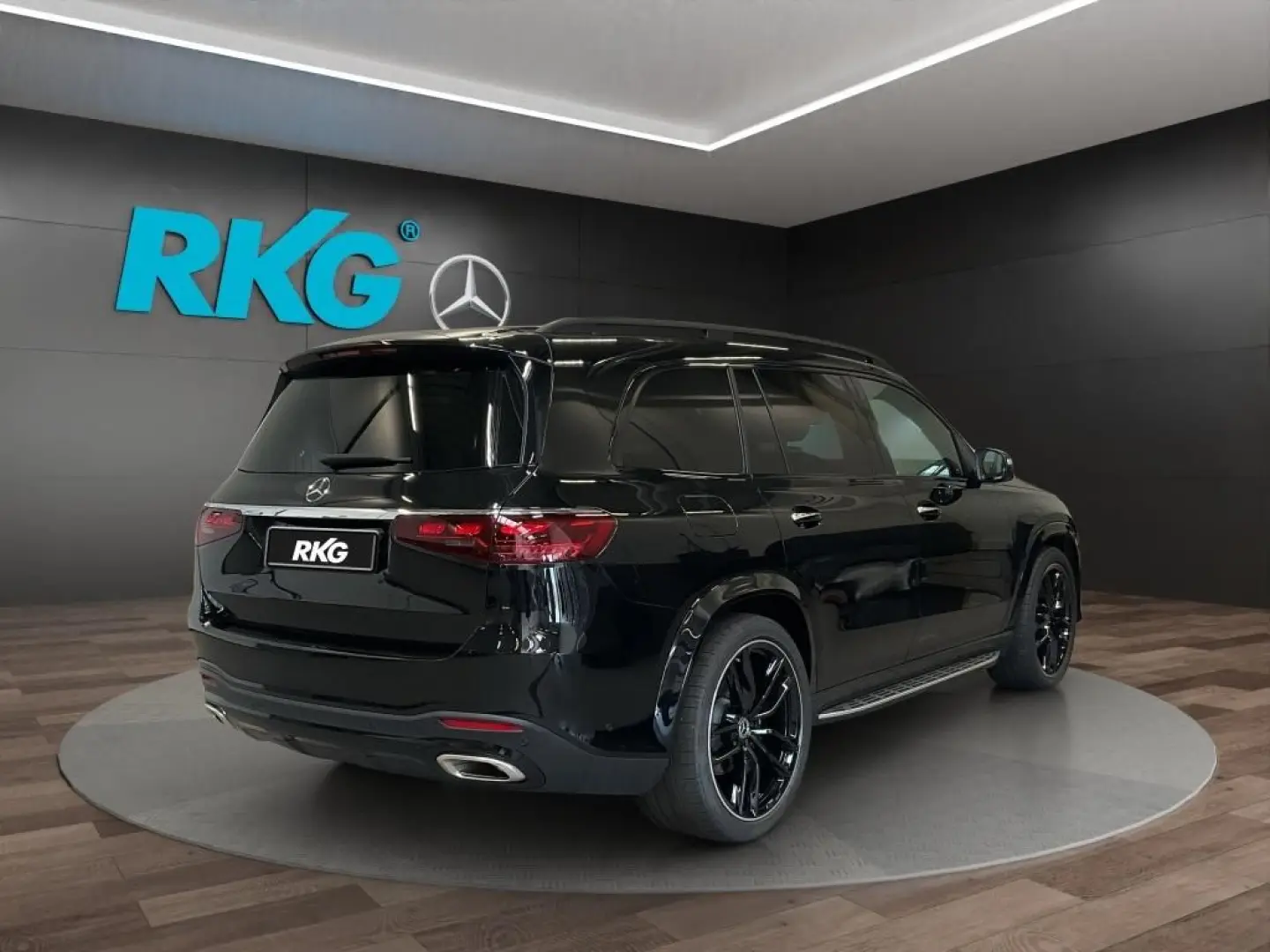 GLS 580 4M AMG STANDHZG DISTRONIC SITZKLIMA 360°