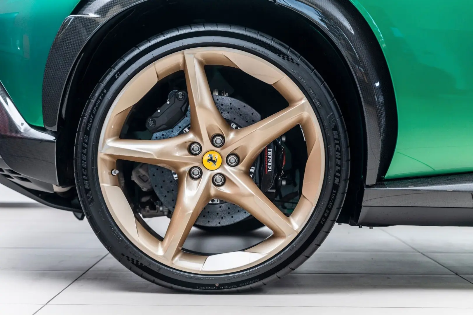 Purosangue V12 DCT 4WD
