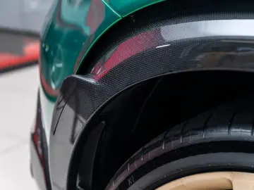 Purosangue V12 DCT 4WD