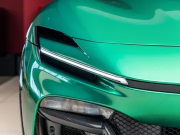 Purosangue V12 DCT 4WD