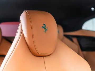 Purosangue V12 DCT 4WD