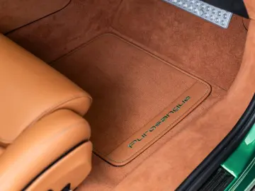 Purosangue V12 DCT 4WD